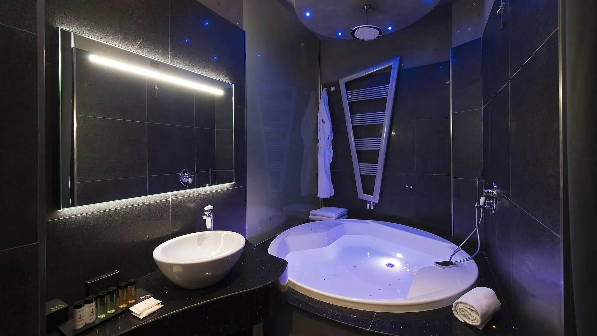** Hotel Gatto Bianco Mia Aparthotel Mediolan Włochy